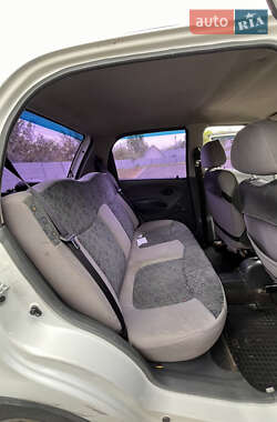 Хэтчбек Daewoo Matiz 2012 в 