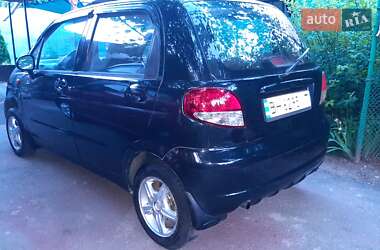 Хэтчбек Daewoo Matiz 2011 в 