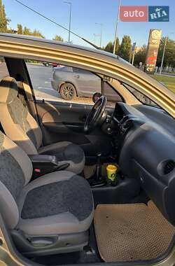 Хэтчбек Daewoo Matiz 2010 в 