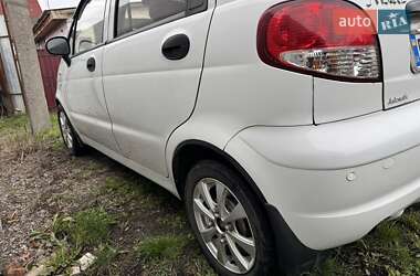 Хэтчбек Daewoo Matiz 2011 в 