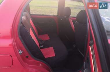 Хэтчбек Daewoo Matiz 2013 в 