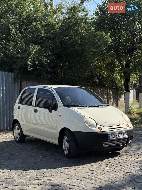 Хетчбек Daewoo Matiz 2011 в Мукачевому