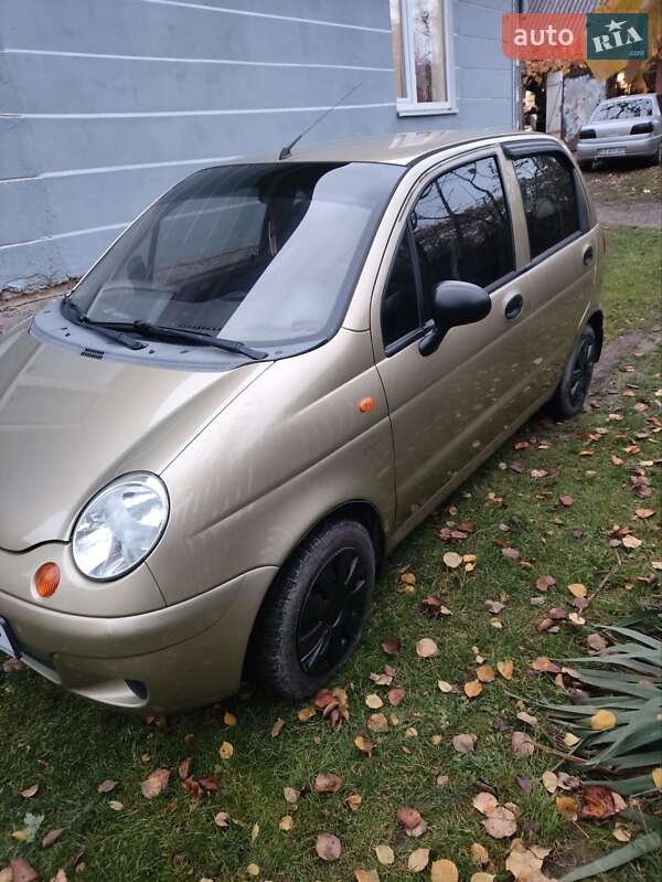 Хетчбек Daewoo Matiz 2010 в Чернівцях