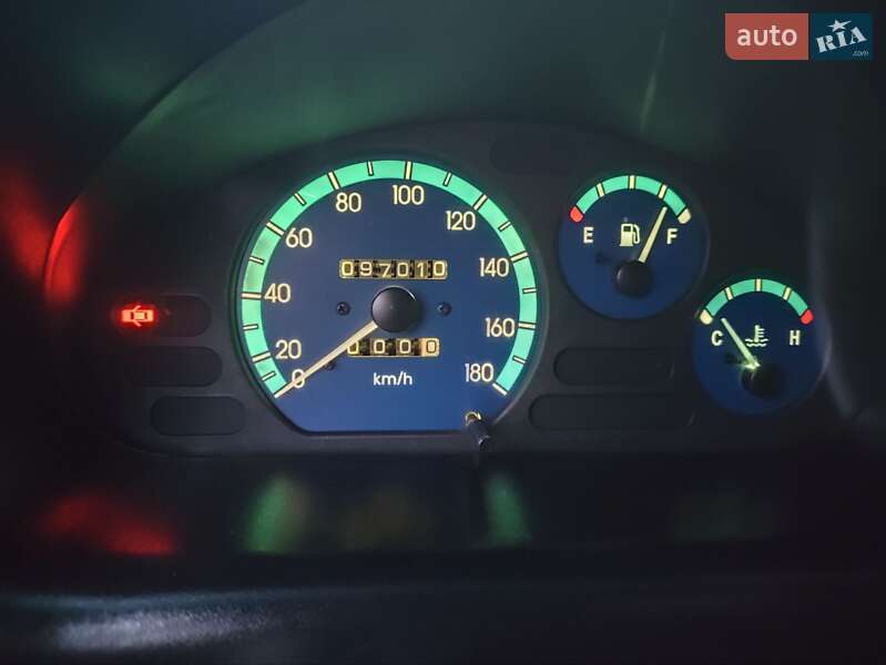 Хетчбек Daewoo Matiz 2010 в Чернівцях