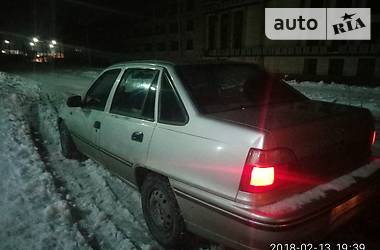 Седан Daewoo Nexia 2008 в Коростене