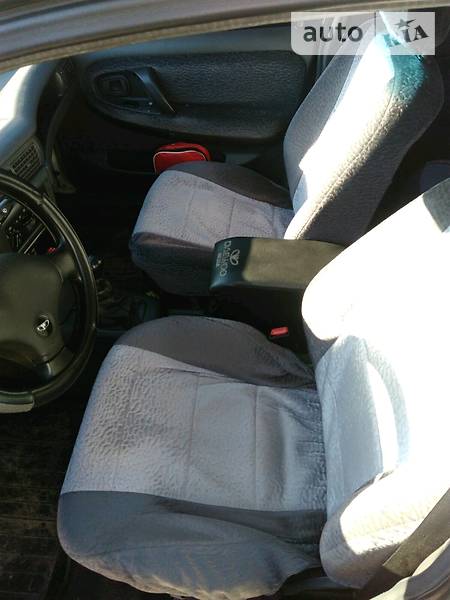 Седан Daewoo Nexia 2006 в Сумах