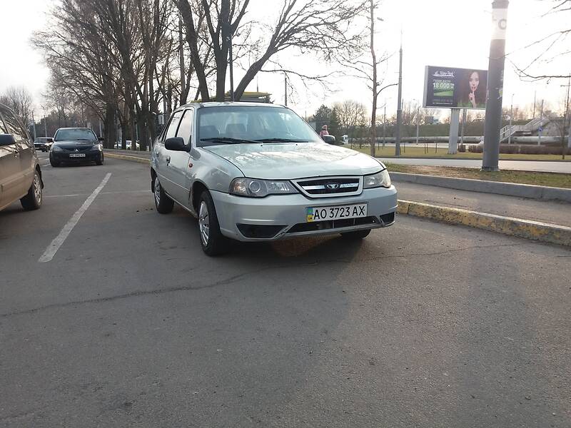 Седан Daewoo Nexia 2009 в 