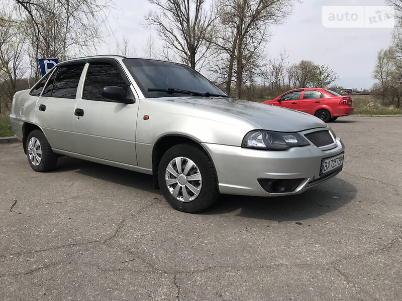Седан Daewoo Nexia 2008 в Кременчуці