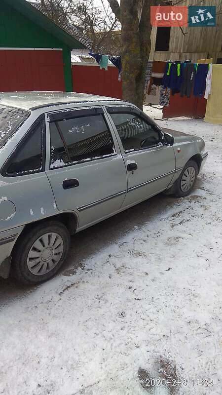 Седан Daewoo Nexia 2005 в Емильчине