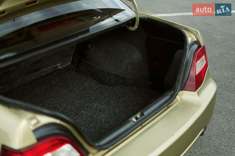 Седан Daewoo Nexia 2008 в Ужгороді