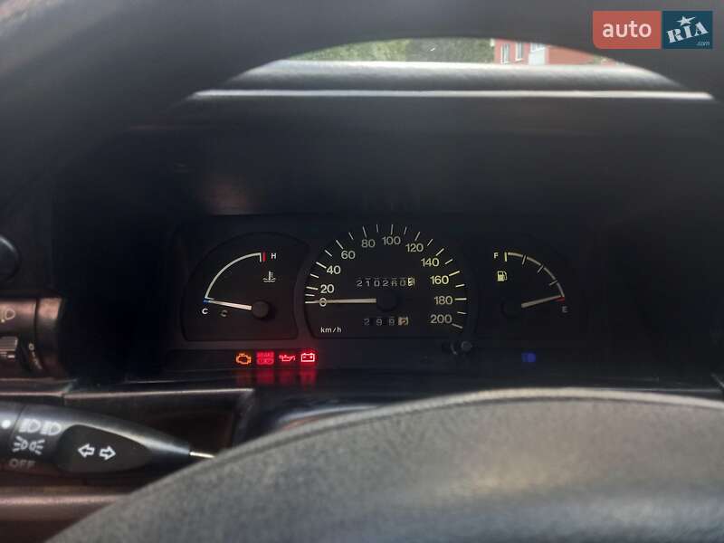 Седан Daewoo Nexia 2007 в Харькове
