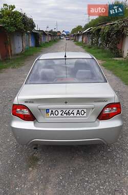 Седан Daewoo Nexia 2008 в Мукачево