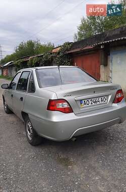 Седан Daewoo Nexia 2008 в Мукачево