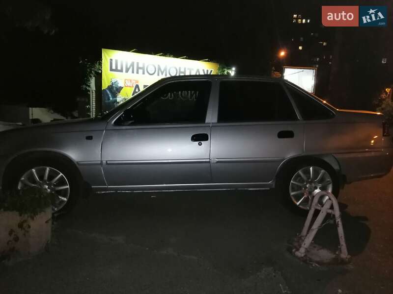 Седан Daewoo Nexia 2012 в Киеве фото 3 Седан Daewoo Nexia 2012 в Киеве