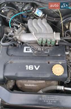 Седан Daewoo Nexia 2008 в 