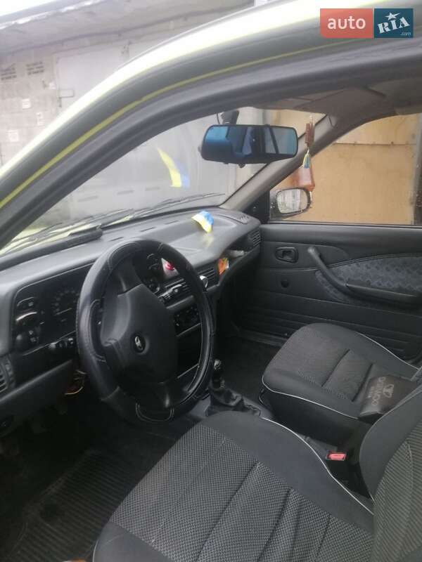 Седан Daewoo Nexia 2006 в Кривому Розі