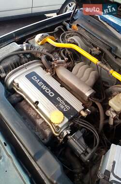 Седан Daewoo Nexia 1996 в 