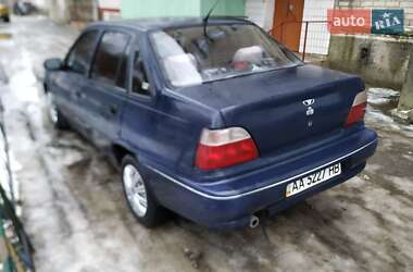 Седан Daewoo Nexia 2008 в 