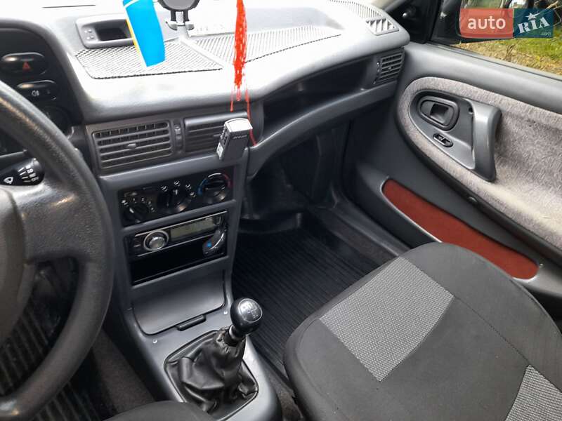 Седан Daewoo Nexia 2006 в Андрушевке