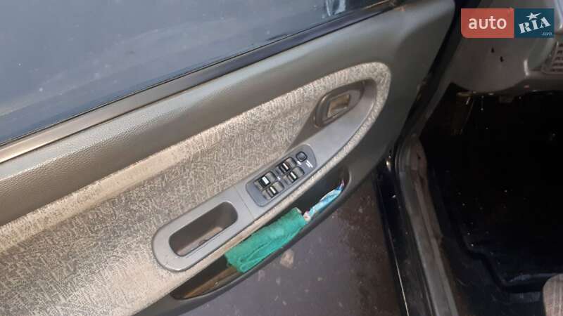 Седан Daewoo Nexia 2008 в Покровске