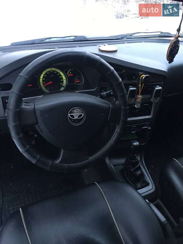 Седан Daewoo Nexia 2008 в Немирові