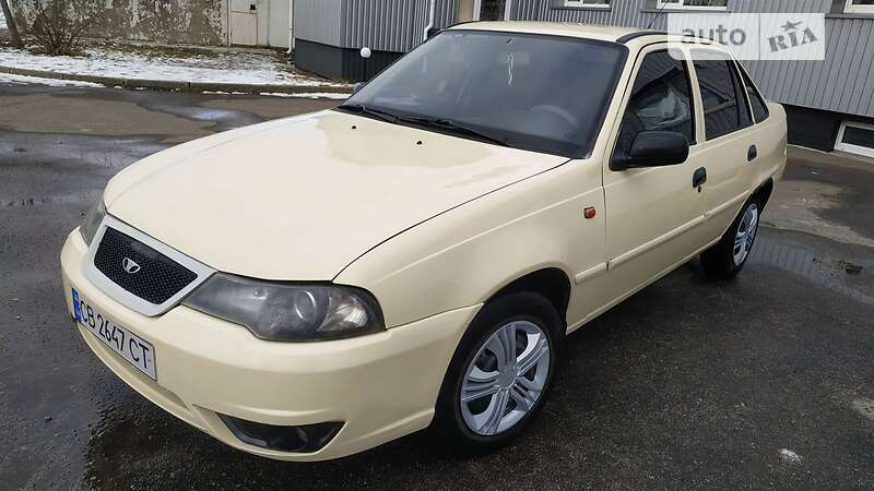 Седан Daewoo Nexia 2012 в Сумах