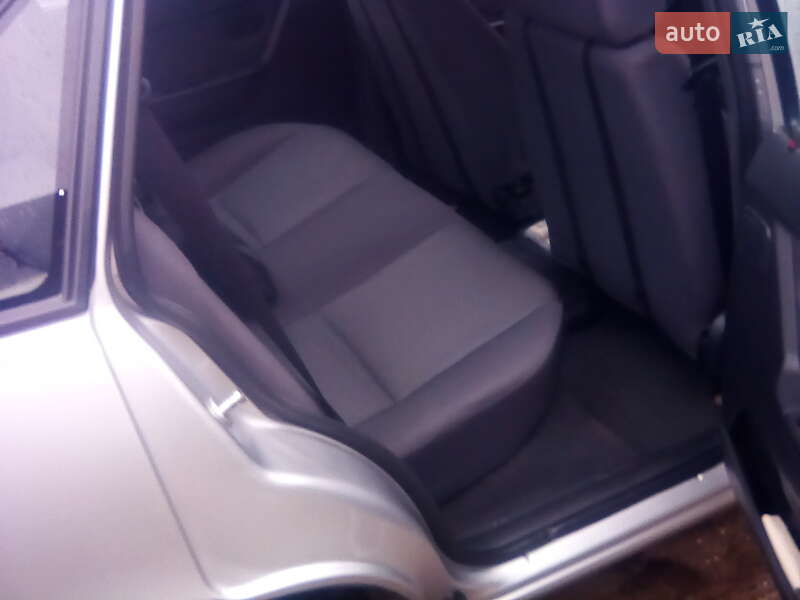 Седан Daewoo Nexia 2009 в Городні