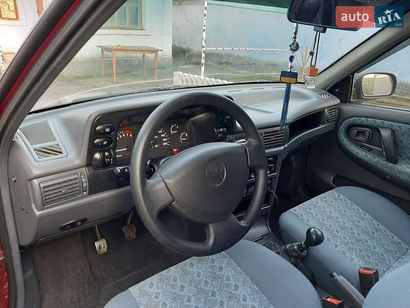 Седан Daewoo Nexia 2007 в Новій Одесі