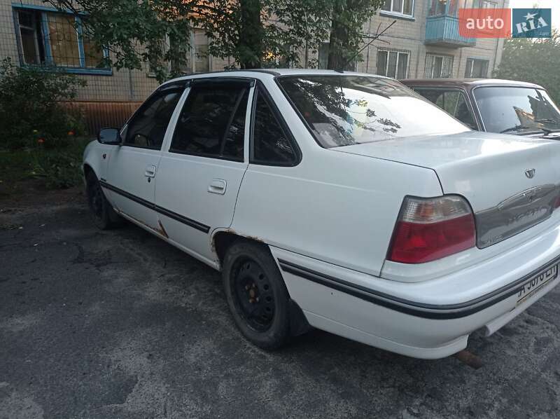 Седан Daewoo Nexia 2007 в Киеве