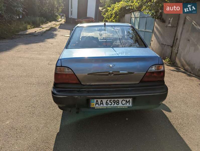 Седан Daewoo Nexia 2007 в Киеве