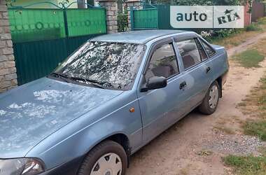 Седан Daewoo Nexia 2011 в 