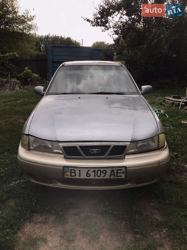 Седан Daewoo Nexia 1995 в Харькове