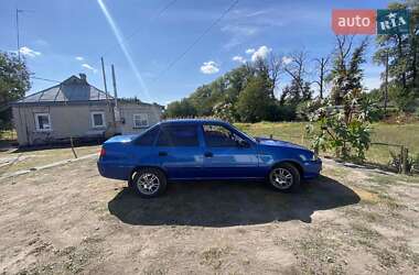 Седан Daewoo Nexia 2010 в 