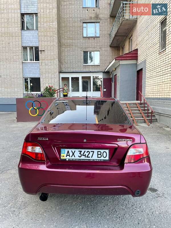 Седан Daewoo Nexia 2008 в Харкові