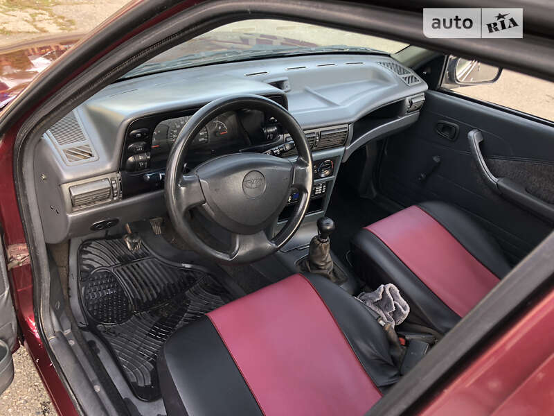Седан Daewoo Nexia 2008 в Виноградове