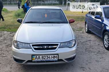 Седан Daewoo Nexia 2008 в Києві