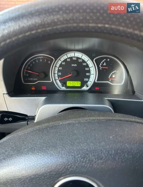 Седан Daewoo Nexia 2012 в Львове