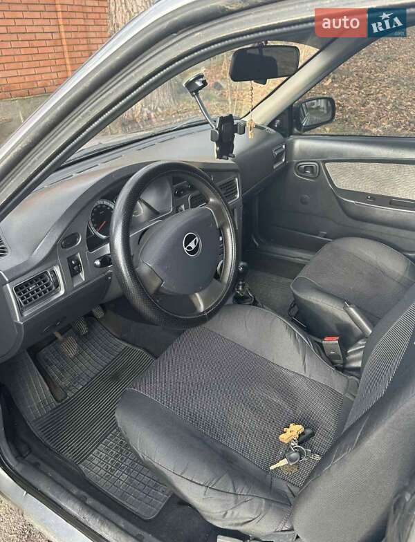 Седан Daewoo Nexia 2012 в Львове