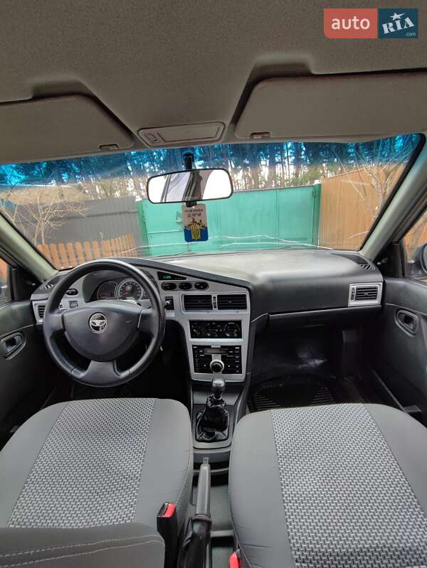 Седан Daewoo Nexia 2008 в Малине