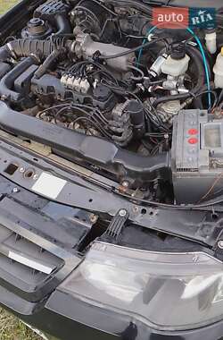 Седан Daewoo Nexia 2011 в 