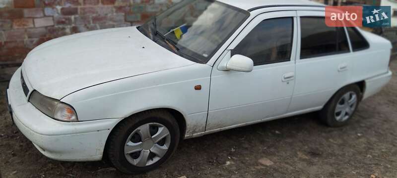 Седан Daewoo Nexia 2005 в Кобеляках
