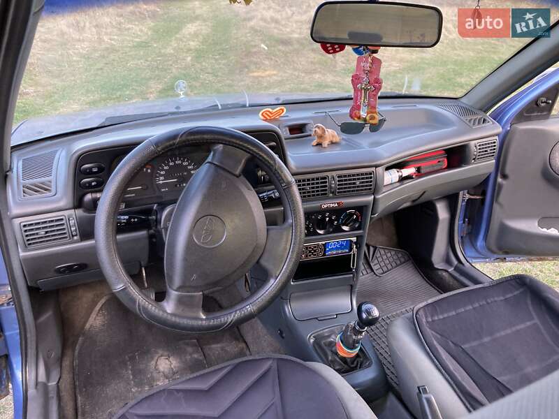 Седан Daewoo Nexia 2007 в Переяславе