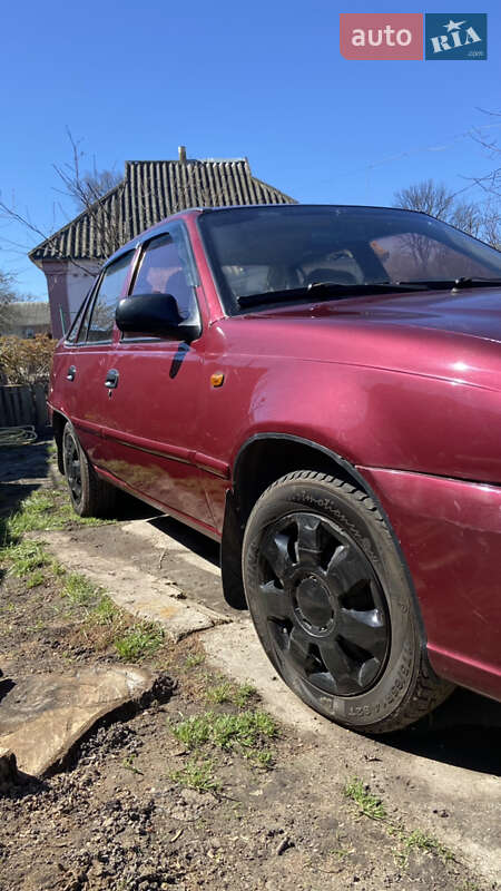 Седан Daewoo Nexia 2011 в Миргороде