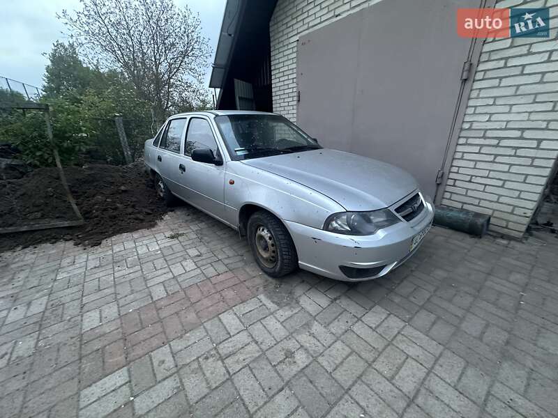 Седан Daewoo Nexia 2011 в Луцьку