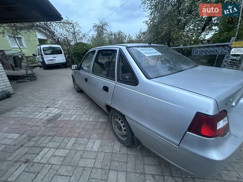 Седан Daewoo Nexia 2011 в Луцьку
