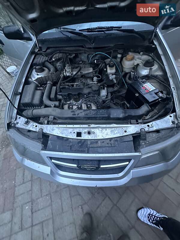 Седан Daewoo Nexia 2011 в Луцьку