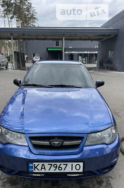 Седан Daewoo Nexia 2008 в Киеве