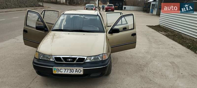 Седан Daewoo Nexia 2008 в Бориславе