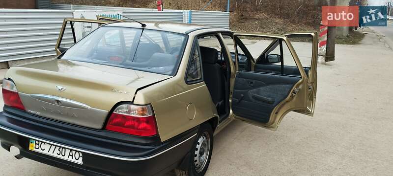 Седан Daewoo Nexia 2008 в Бориславе