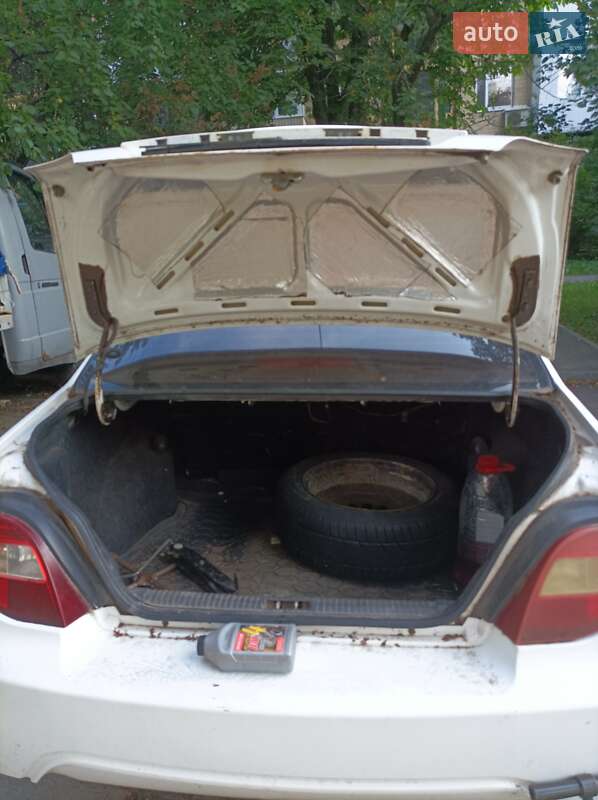Седан Daewoo Nexia 2010 в Харькове